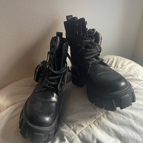 Black Combat Boots with Chunky Sole and Rugged Design - Picture 1 of 4